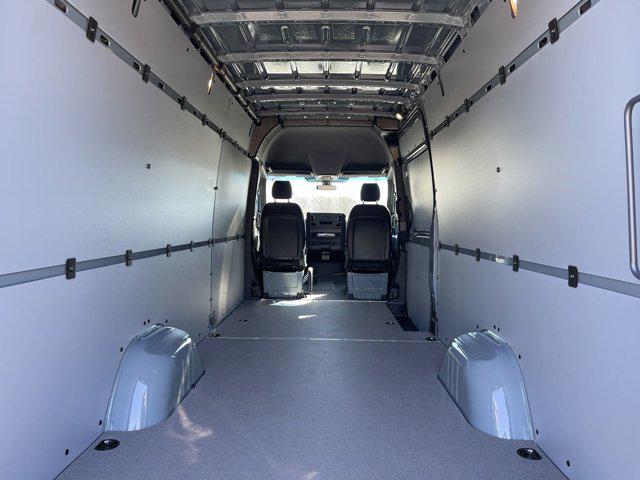 2025 Mercedes-Benz Sprinter 2500 High Roof 4-Cyl Diesel HO