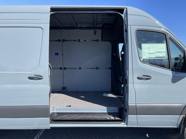 2025 Mercedes-Benz Sprinter 2500 High Roof 4-Cyl Diesel HO
