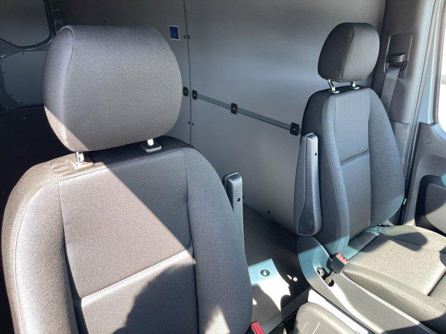 2025 Mercedes-Benz Sprinter 2500 High Roof 4-Cyl Diesel HO