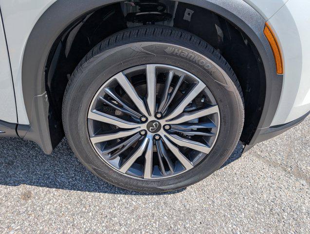 2025 INFINITI QX60 SENSORY AWD