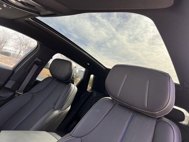 2025 Cadillac iQ Luxury w/1SC