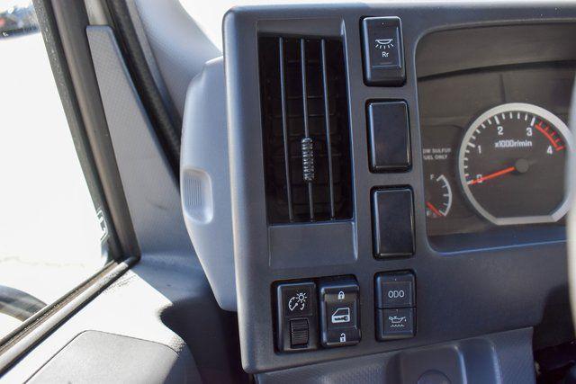 2020 Isuzu NRR R- Series