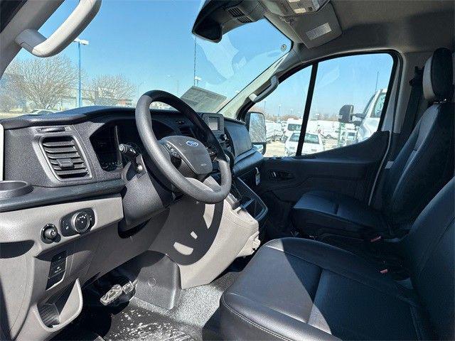 2025 Ford Transit Cargo Van Base