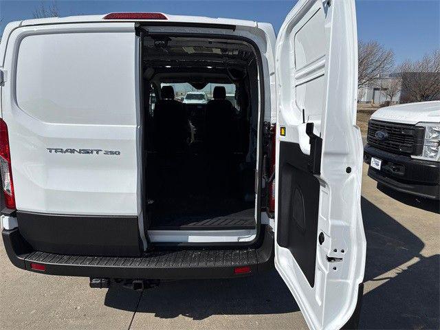 2025 Ford Transit Cargo Van Base