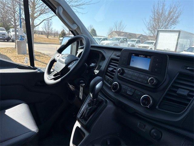 2025 Ford Transit Cargo Van Base