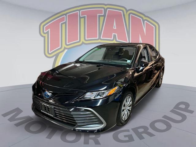 2022 Toyota Camry LE Hybrid [3]