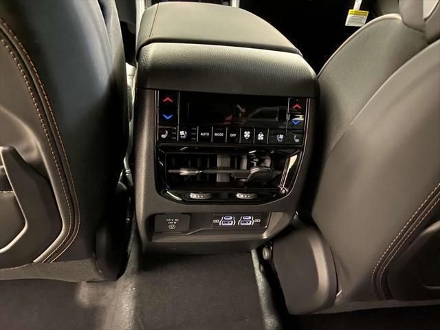 New 2025 Jeep Grand Cherokee Summit New 2025 Jeep Grand Cherokee Summit