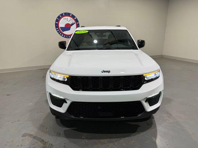 2025 Jeep Grand Cherokee GRAND CHEROKEE LIMITED 4X2