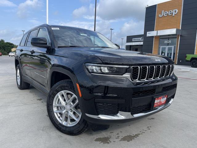 2025 Jeep Grand Cherokee GRAND CHEROKEE L LAREDO X 4X2