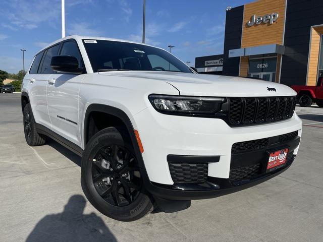 2025 Jeep Grand Cherokee GRAND CHEROKEE L ALTITUDE X 4X2