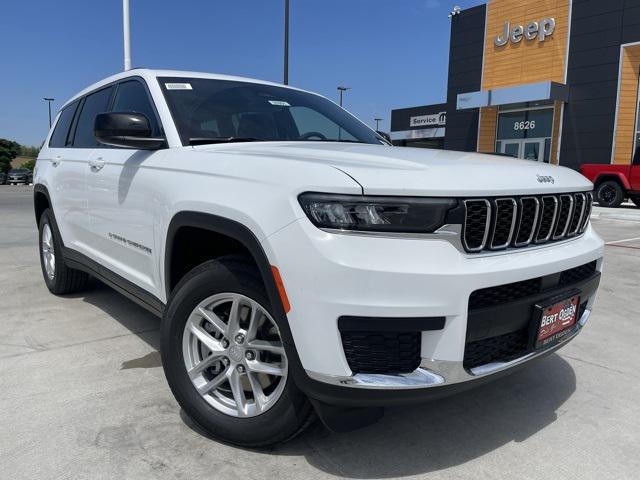 2025 Jeep Grand Cherokee GRAND CHEROKEE L LAREDO X 4X2