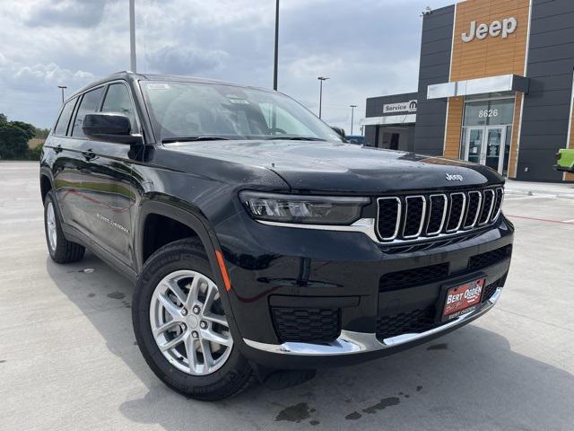 2025 Jeep Grand Cherokee GRAND CHEROKEE L LAREDO X 4X2