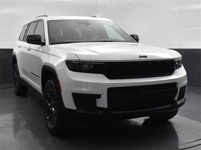 2025 Jeep Grand Cherokee GRAND CHEROKEE L ALTITUDE 4X2