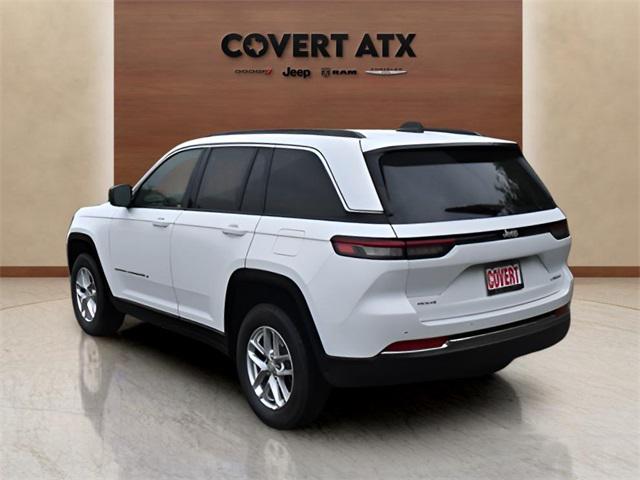 2025 Jeep Grand Cherokee GRAND CHEROKEE LAREDO X 4X4