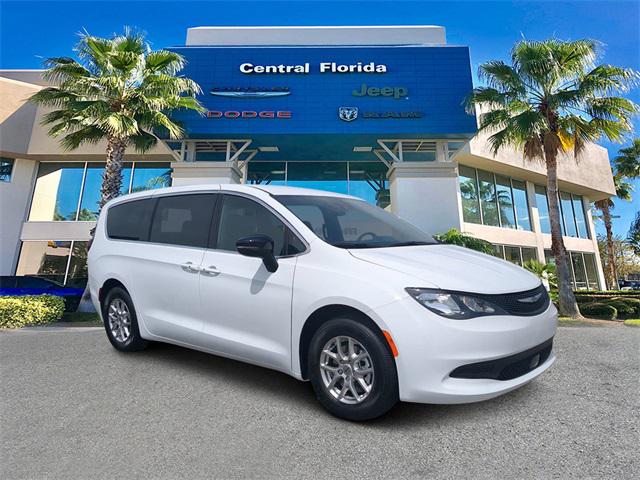 2025 Chrysler Voyager VOYAGER
