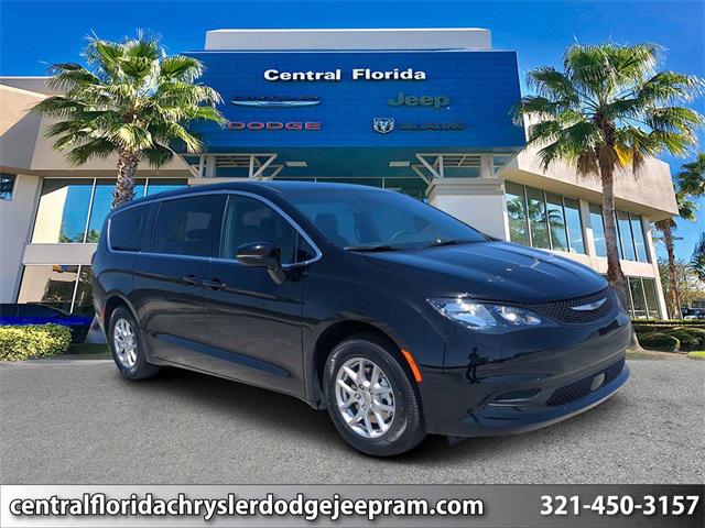 2025 Chrysler Voyager VOYAGER