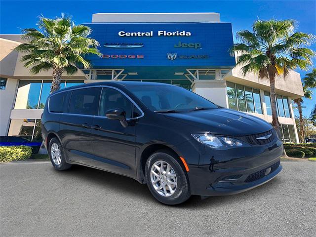 2025 Chrysler Voyager VOYAGER