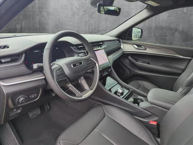 2025 Jeep Grand Cherokee GRAND CHEROKEE LIMITED 4X2