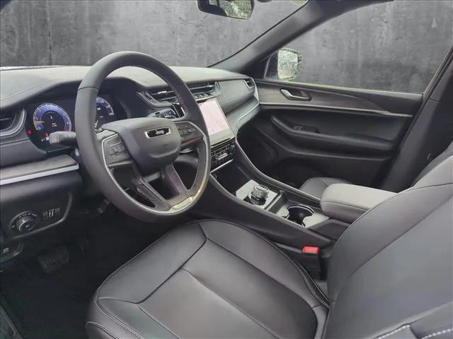 2025 Jeep Grand Cherokee GRAND CHEROKEE LIMITED 4X2