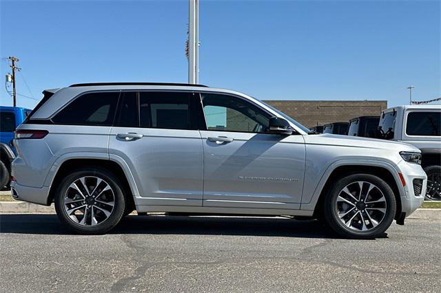 2025 Jeep Grand Cherokee GRAND CHEROKEE OVERLAND 4X4