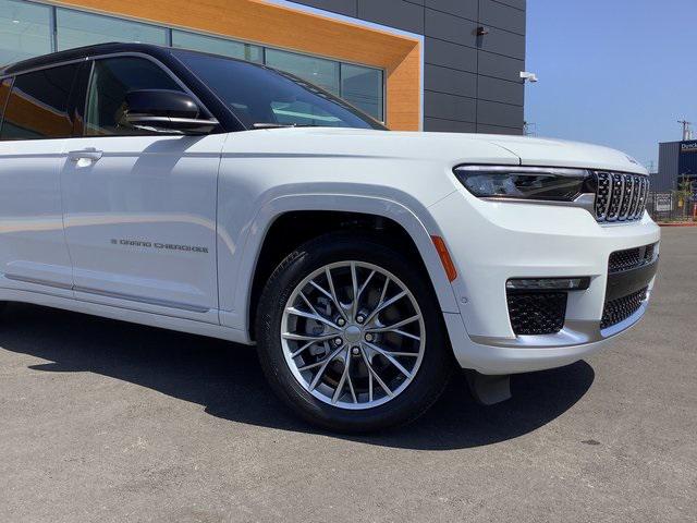 2025 Jeep Grand Cherokee GRAND CHEROKEE L SUMMIT 4X4