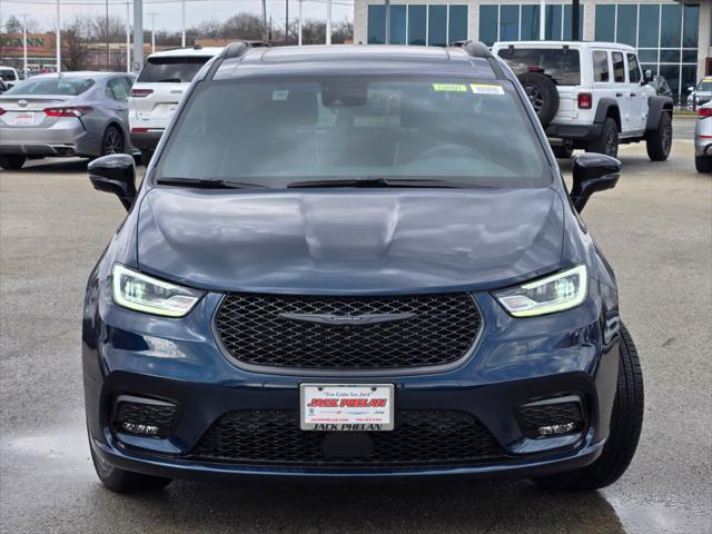 2025 Chrysler Pacifica PACIFICA LIMITED