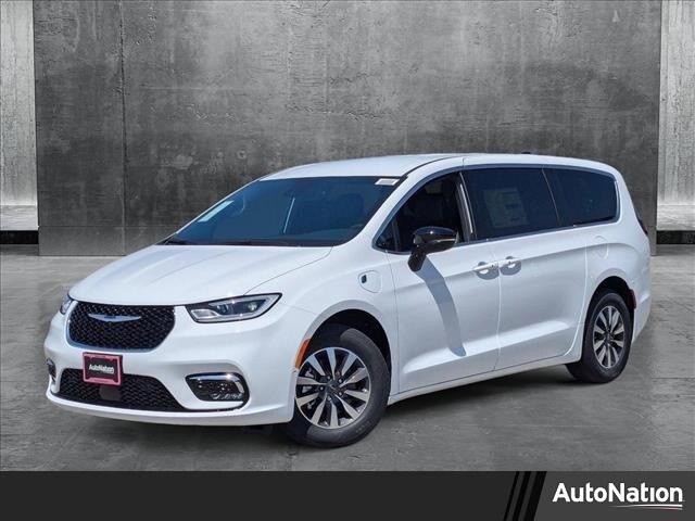 2025 Chrysler Pacifica Hybrid PACIFICA PLUG-IN HYBRID SELECT