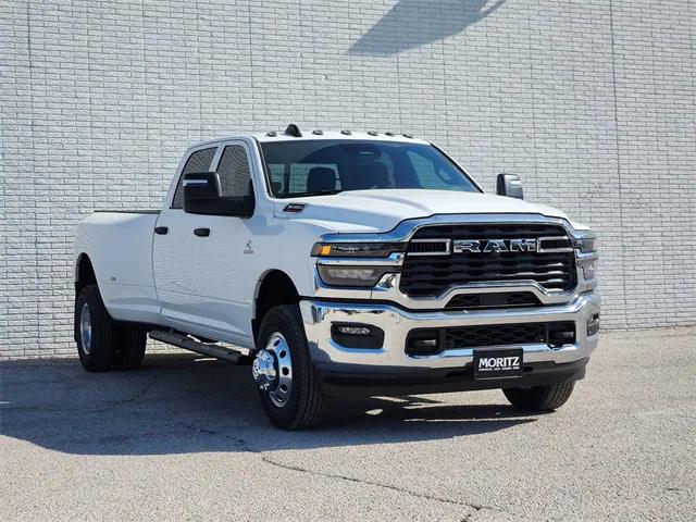 2025 RAM Ram 3500 RAM 3500 TRADESMAN CREW CAB 4X4 8 BOX