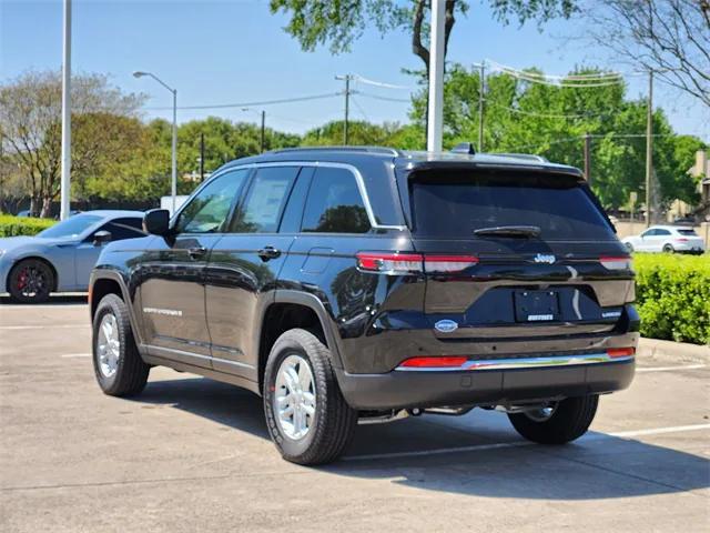 2025 Jeep Grand Cherokee GRAND CHEROKEE LAREDO 4X2