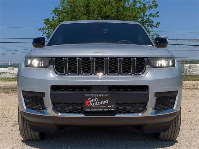 2025 Jeep Grand Cherokee GRAND CHEROKEE L LAREDO X 4X4
