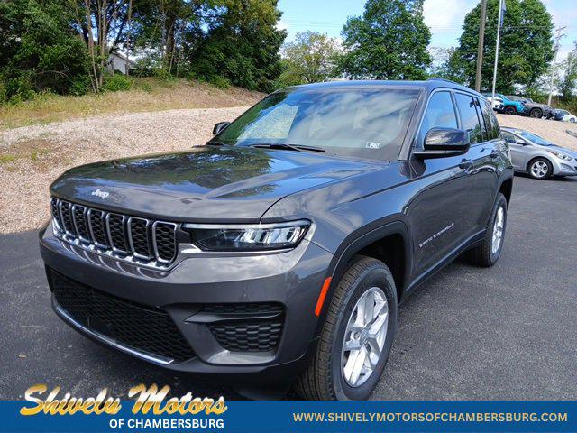 2025 Jeep Grand Cherokee GRAND CHEROKEE LAREDO X 4X4