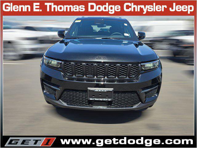 2025 Jeep Grand Cherokee GRAND CHEROKEE ALTITUDE 4X4