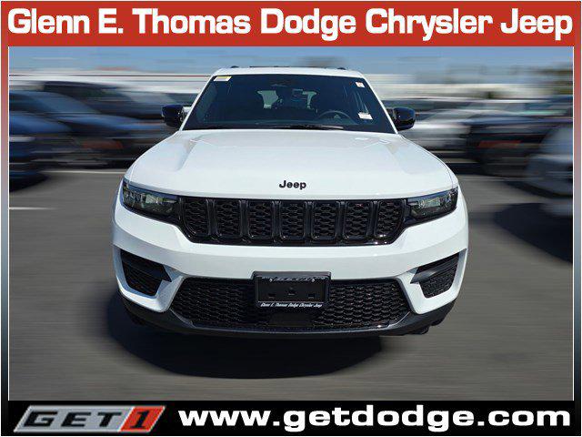 2025 Jeep Grand Cherokee GRAND CHEROKEE ALTITUDE 4X4