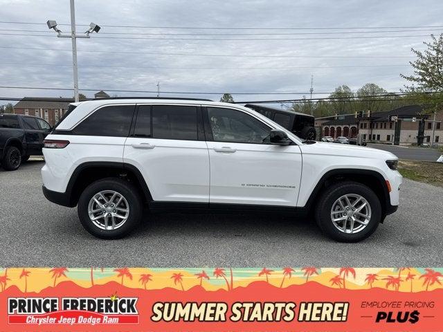 2025 Jeep Grand Cherokee GRAND CHEROKEE LAREDO X 4X4