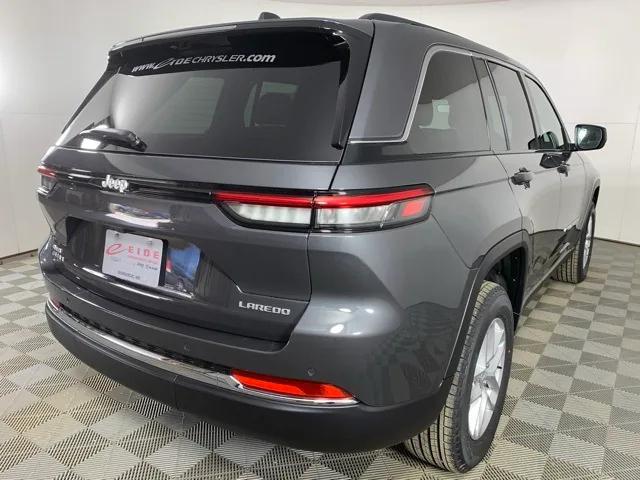 2025 Jeep Grand Cherokee GRAND CHEROKEE LAREDO X 4X4