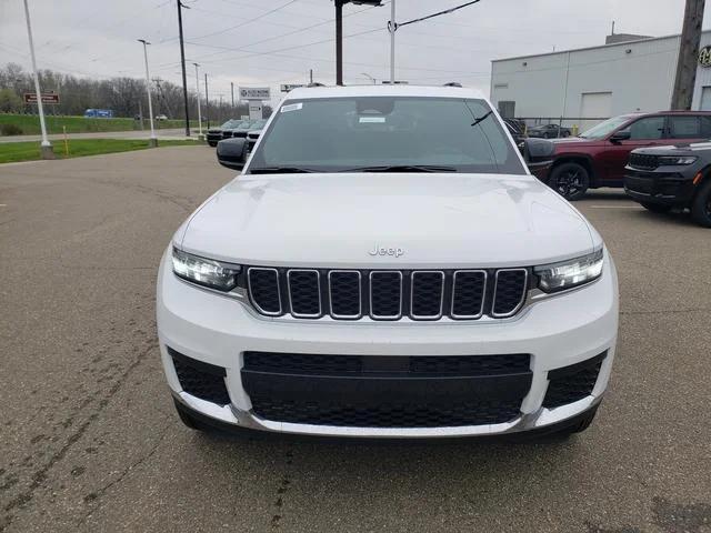 2025 Jeep Grand Cherokee GRAND CHEROKEE L LAREDO X 4X4