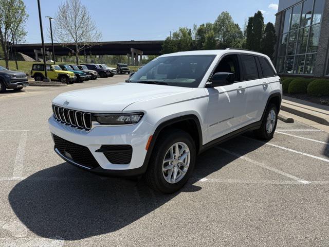 2025 Jeep Grand Cherokee GRAND CHEROKEE LAREDO X 4X2