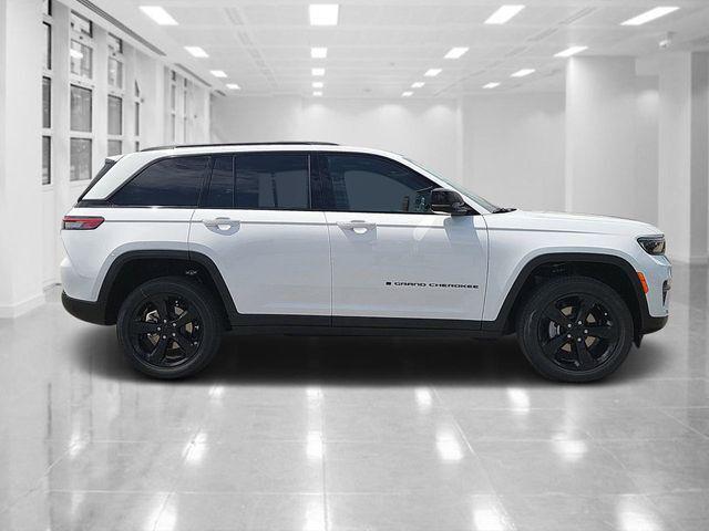 2025 Jeep Grand Cherokee GRAND CHEROKEE ALTITUDE X 4X2