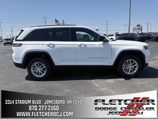 2025 Jeep Grand Cherokee GRAND CHEROKEE LAREDO X 4X2