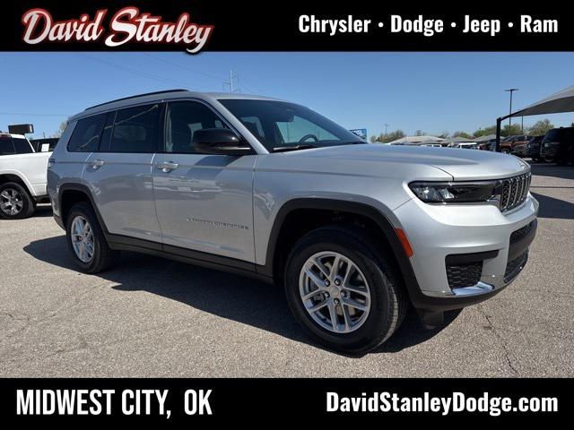 2025 Jeep Grand Cherokee GRAND CHEROKEE L LAREDO 4X2