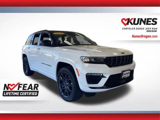2025 Jeep Grand Cherokee GRAND CHEROKEE SUMMIT RESERVE 4X4