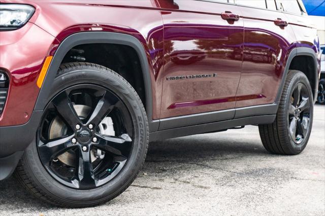 2025 Jeep Grand Cherokee GRAND CHEROKEE LIMITED 4X4