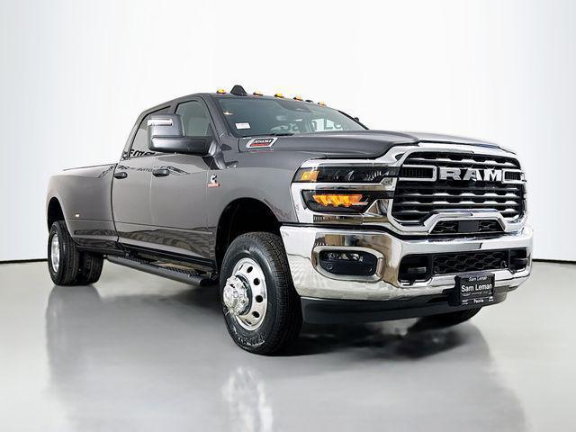 2025 RAM Ram 3500 RAM 3500 TRADESMAN CREW CAB 4X4 8 BOX