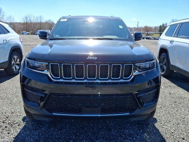 2025 Jeep Grand Cherokee GRAND CHEROKEE LAREDO X 4X4