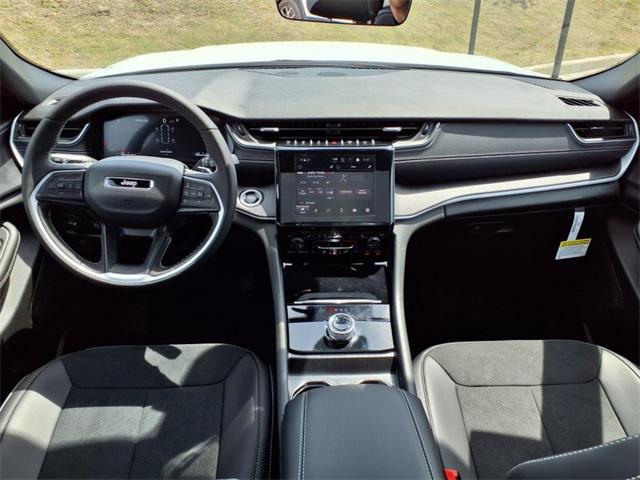 2025 Jeep Grand Cherokee GRAND CHEROKEE L ALTITUDE X 4X2
