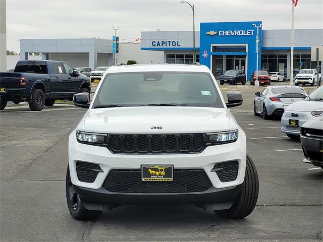 2025 Jeep Grand Cherokee GRAND CHEROKEE ALTITUDE X 4X4