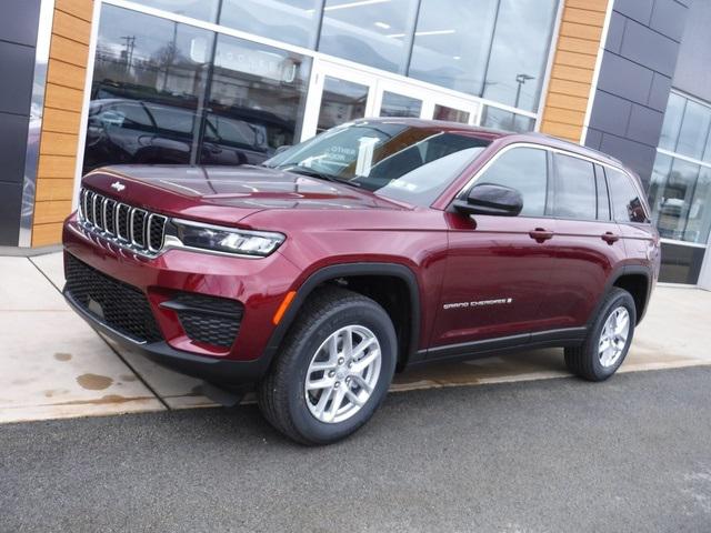 2025 Jeep Grand Cherokee GRAND CHEROKEE LAREDO X 4X4