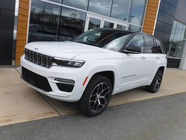 2025 Jeep Grand Cherokee GRAND CHEROKEE SUMMIT RESERVE 4X4