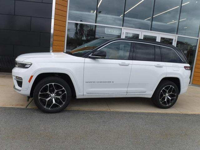 2025 Jeep Grand Cherokee GRAND CHEROKEE SUMMIT RESERVE 4X4