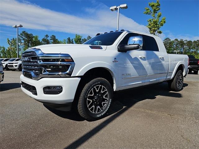 2025 RAM Ram 2500 RAM 2500 LIMITED MEGA CAB 4X4 64 BOX